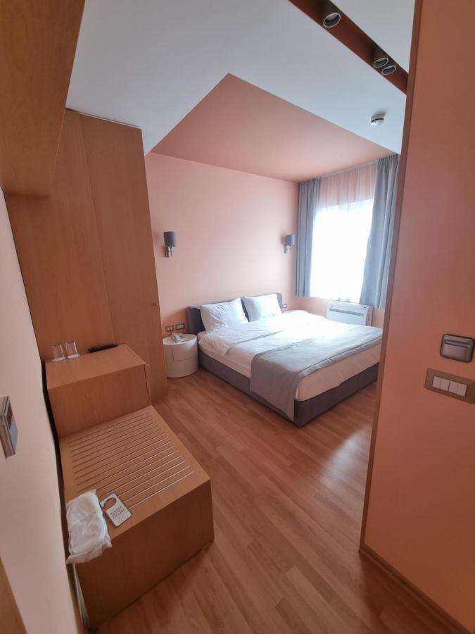 Elite Hotell Pogradec Rom bilde