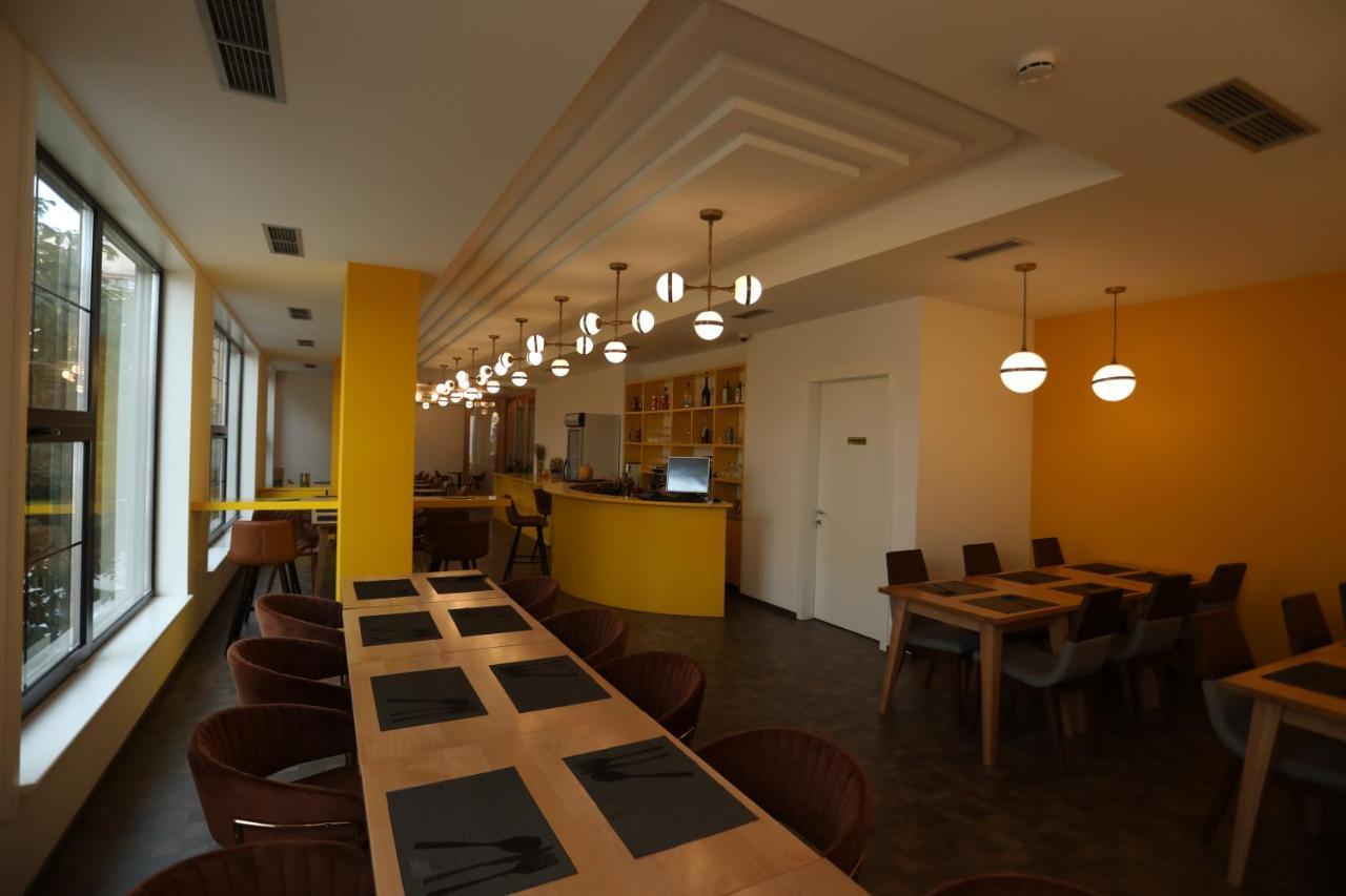 Elite Hotell Pogradec Eksteriør bilde
