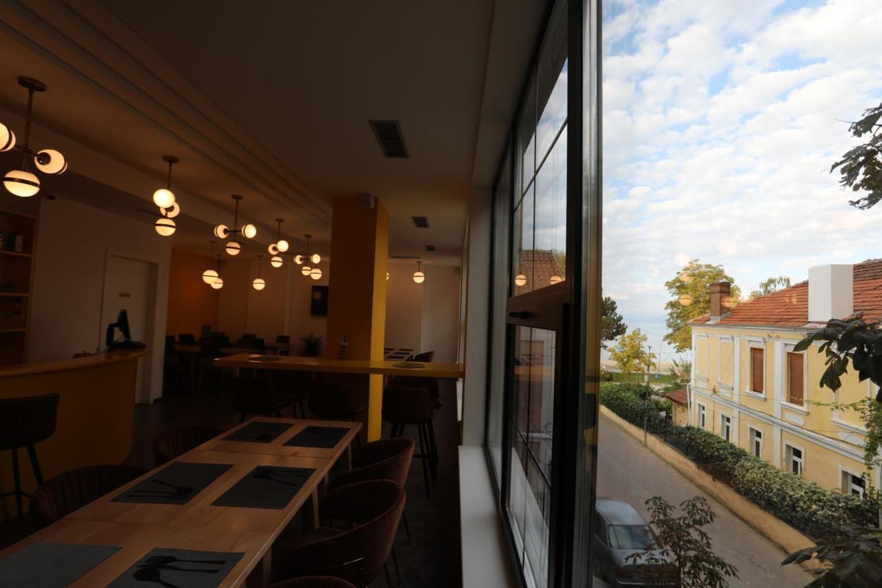 Elite Hotell Pogradec Eksteriør bilde