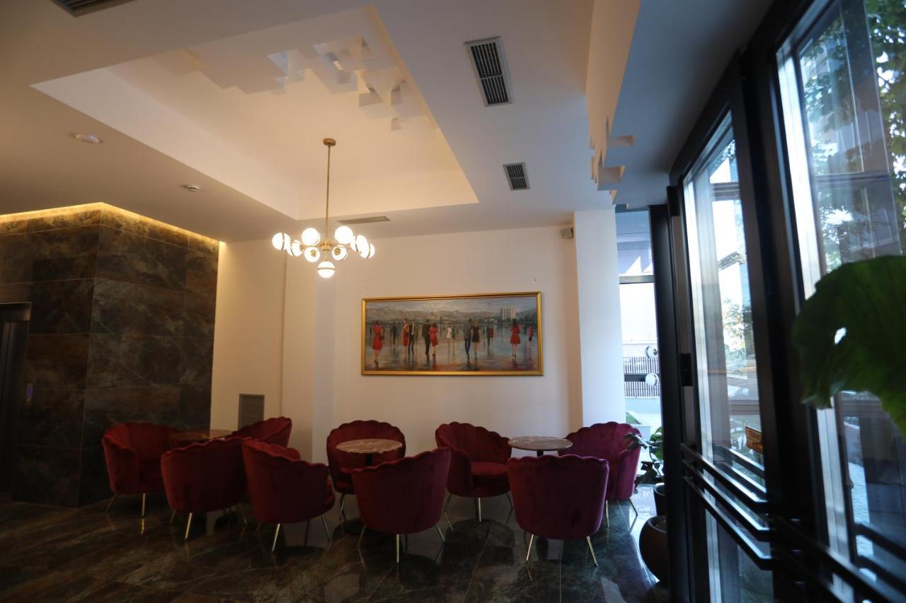 Elite Hotell Pogradec Eksteriør bilde